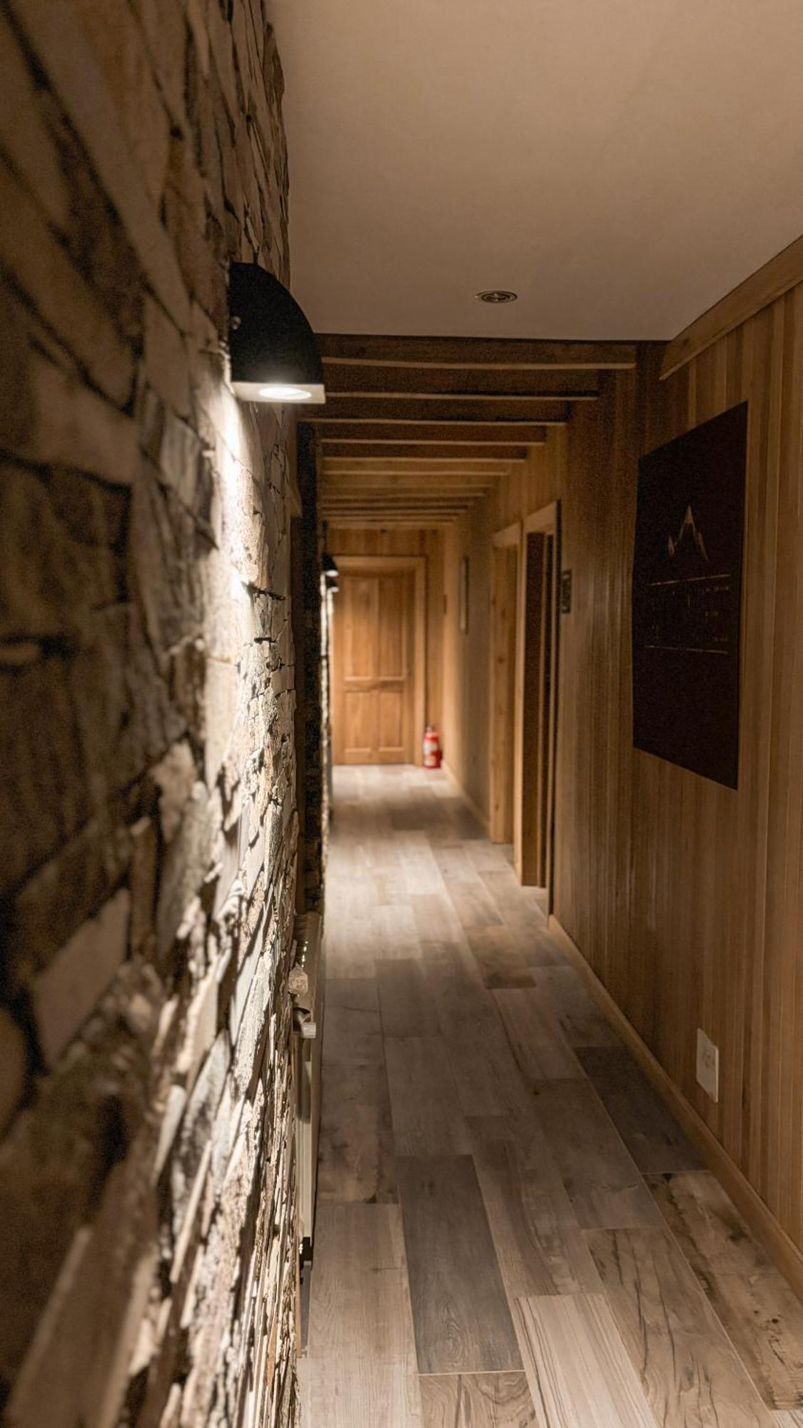 Hosteria Las Cumbres Вілья-Ла-Ангостура Екстер'єр фото